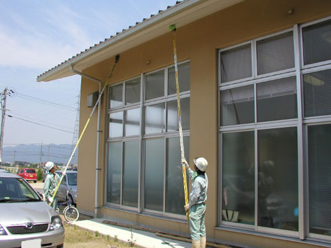 高所窓ふき・換気扇掃除