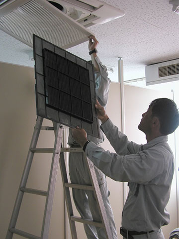 エアコンフィルター清掃